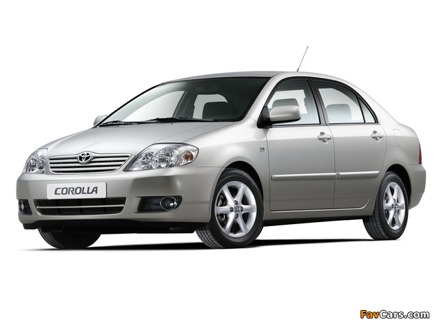 Images of Toyota Corolla Sedan 2004–07 (640 x 480)