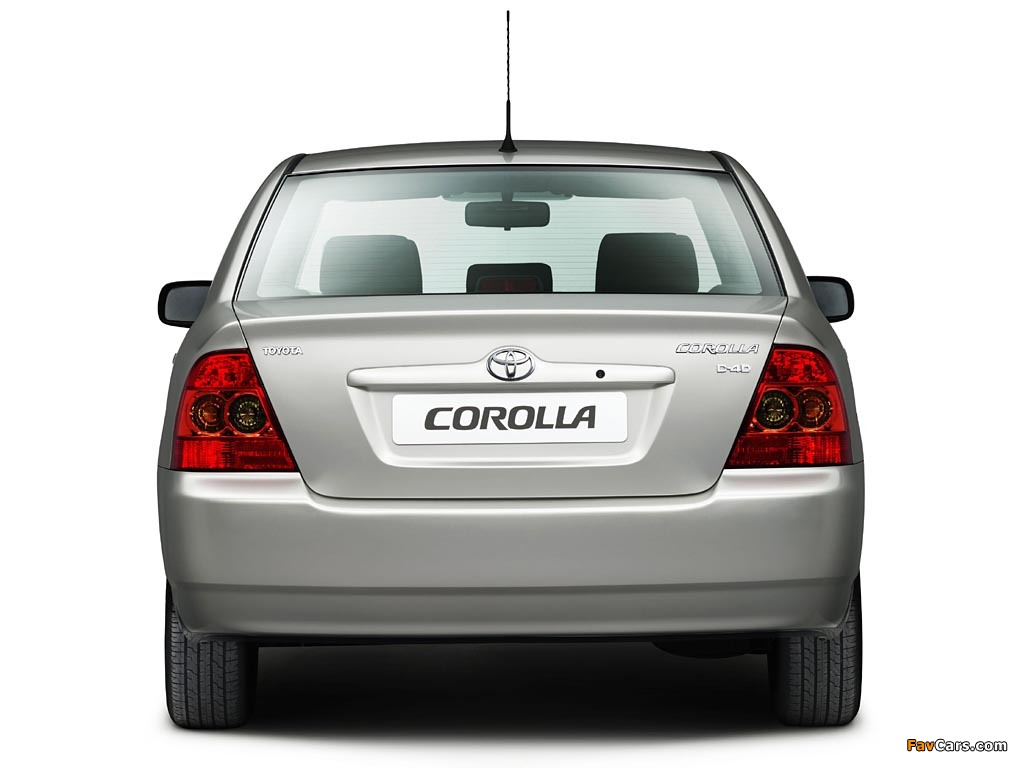 Images of Toyota Corolla Sedan 2004–07 (1024 x 768)