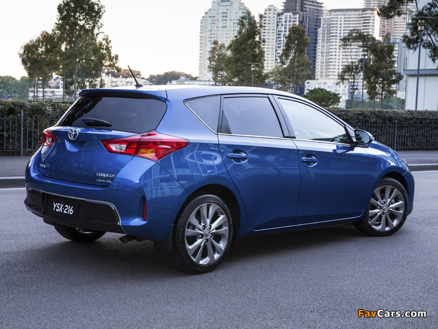 Images of Toyota Corolla Levin ZR 2012 (640 x 480)