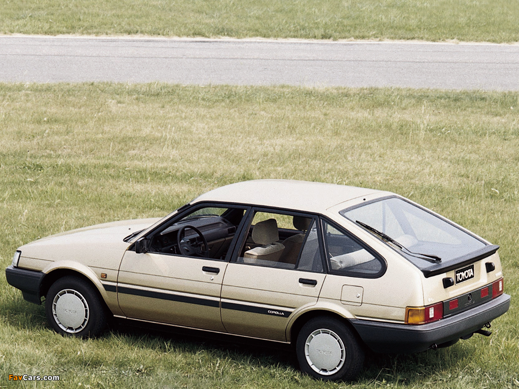 Photos of Toyota Corolla Liftback 1983–87 (1024 x 768)