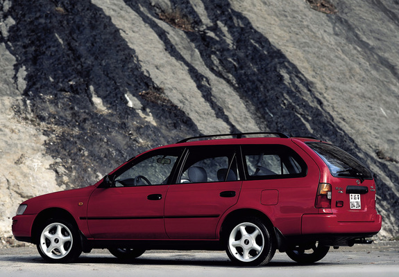 Photos of Toyota Corolla Touring Wagon 1992–97