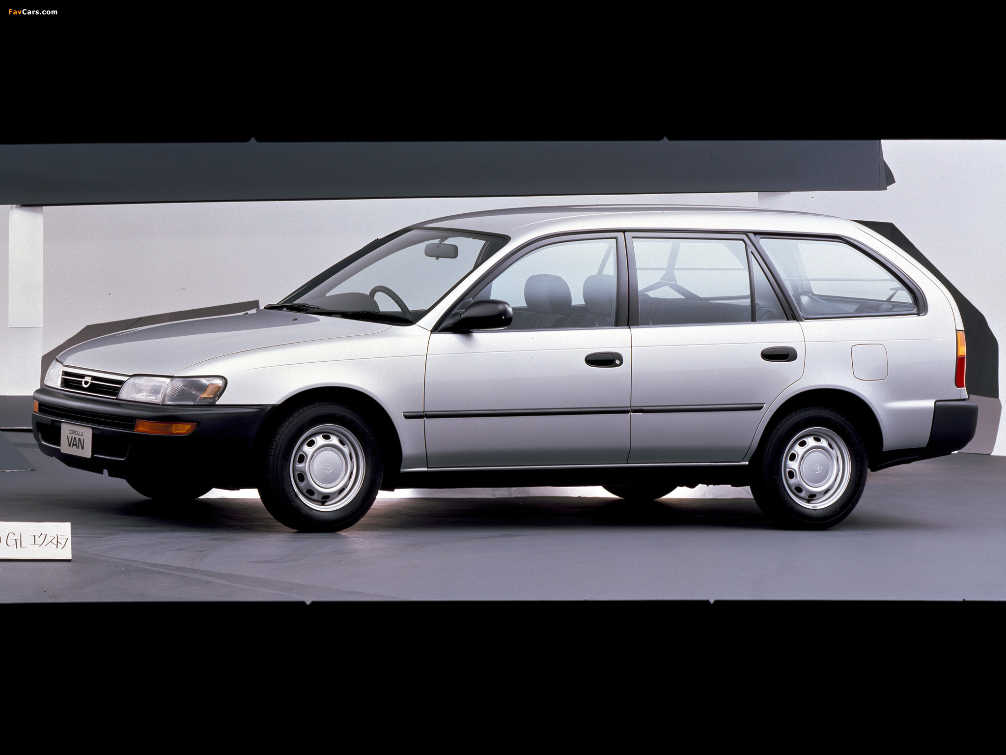 Photos of Toyota Corolla Van JP-spec 1992–97 (2048 x 1536)