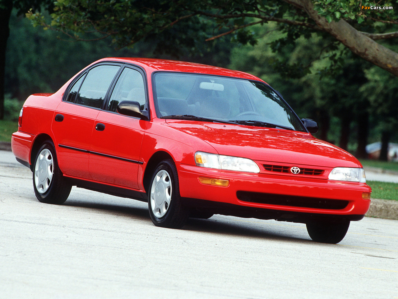 Photos of Toyota Corolla Sedan US-spec 1996–97 (1280 x 960)