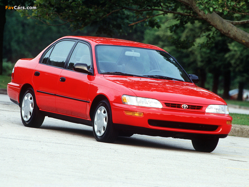 Photos of Toyota Corolla Sedan US-spec 1996–97 (800 x 600)