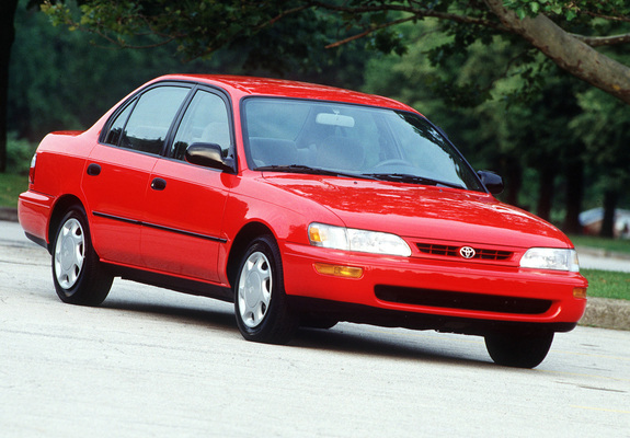 Photos of Toyota Corolla Sedan US-spec 1996–97