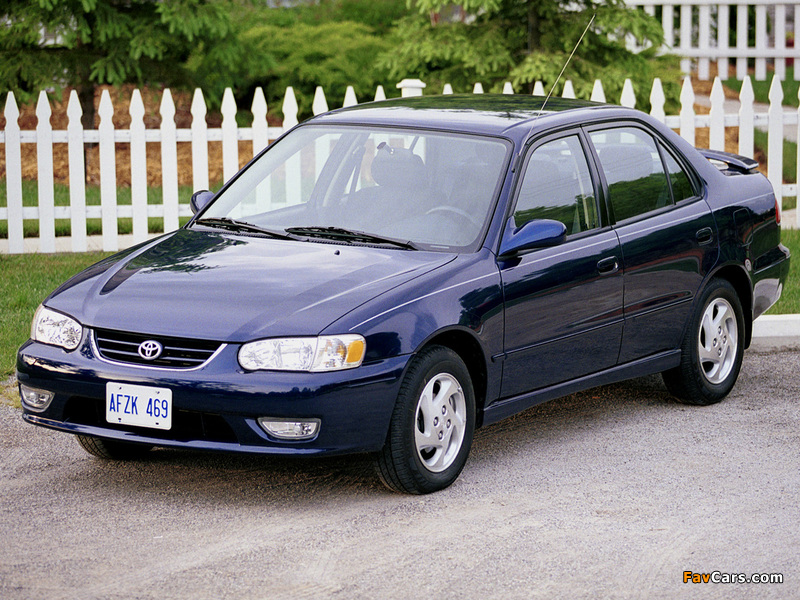 Photos of Toyota Corolla S Sedan US-spec 2001–02 (800 x 600)