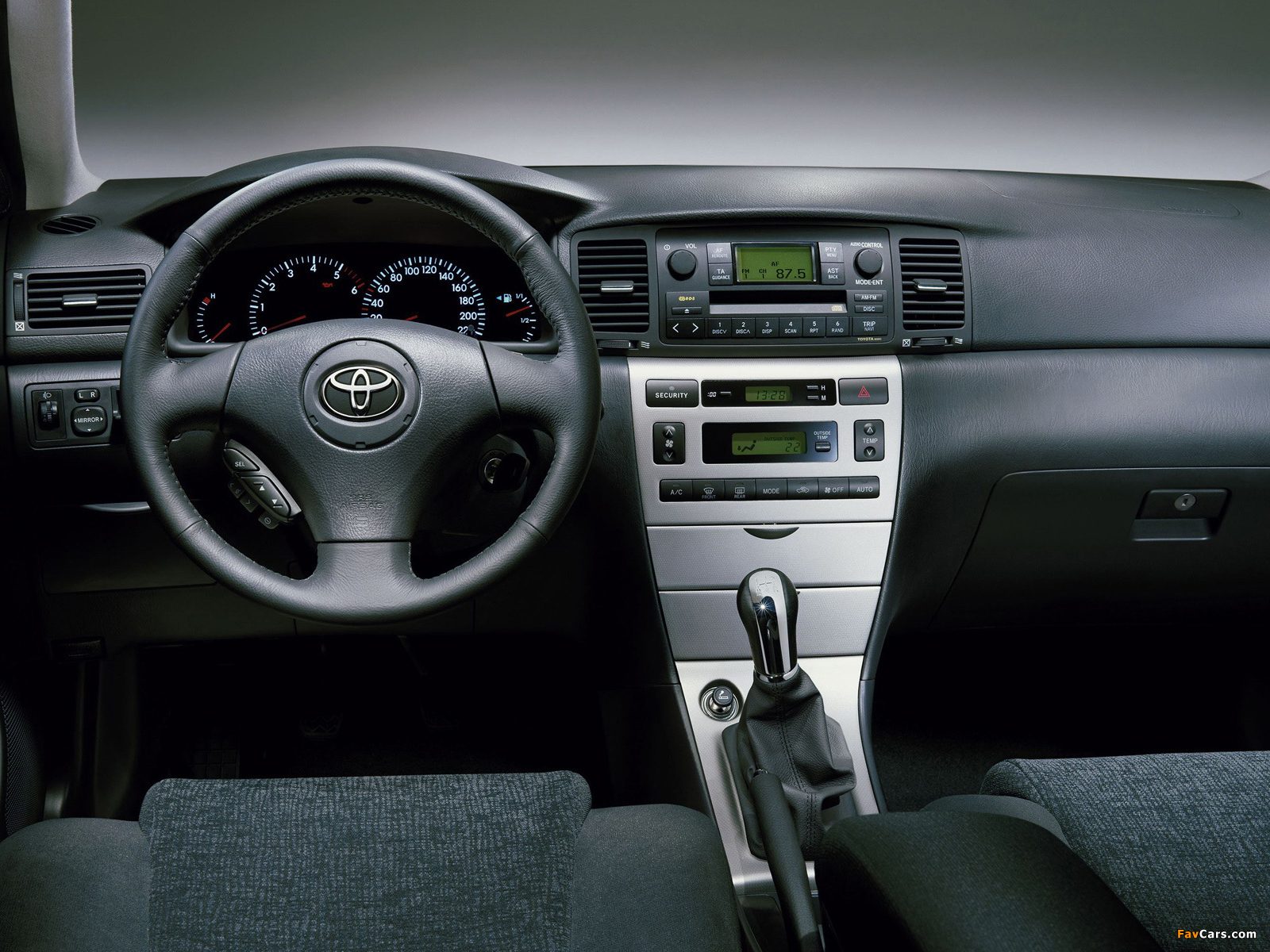 Photos of Toyota Corolla Sedan 2001–04 (1600 x 1200)