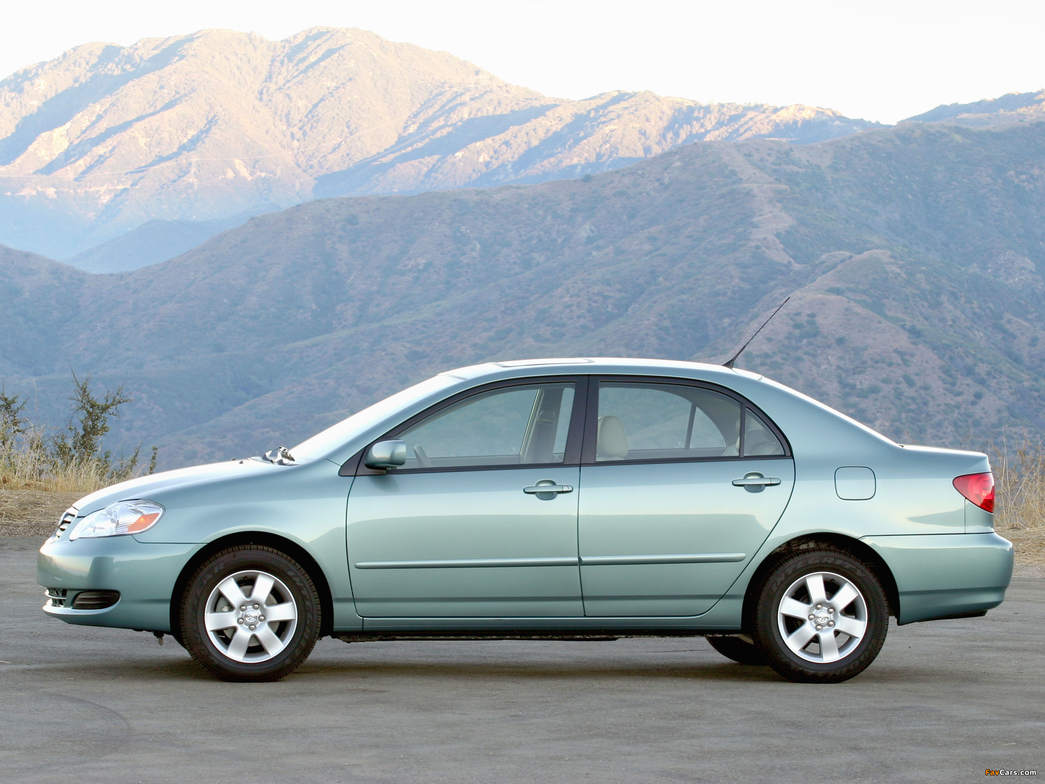 Photos of Toyota Corolla US-spec 2002–08 (2048 x 1536)