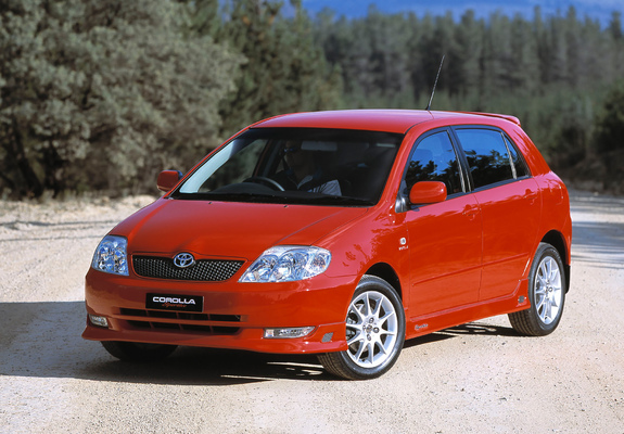 Photos of Toyota Corolla Sportivo 5-door 2003–04