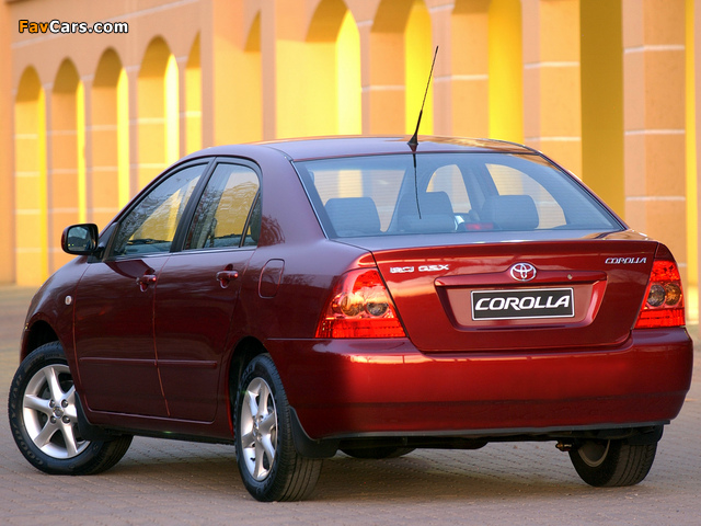 Photos of Toyota Corolla Sedan ZA-spec 2004–07 (640 x 480)