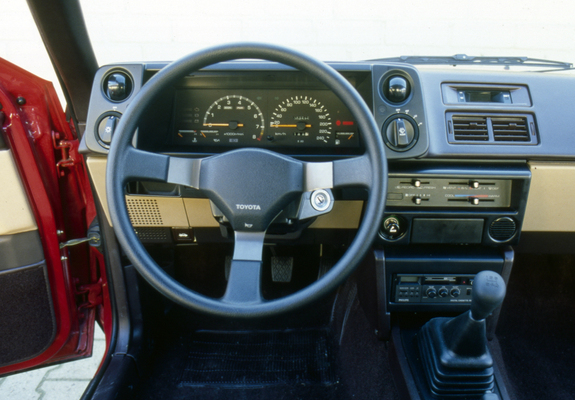 Pictures of Toyota Corolla GT 16V 1983–87