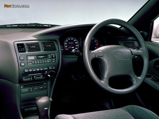 Pictures of Toyota Corolla Touring Wagon JP-spec 1992–97 (640 x 480)