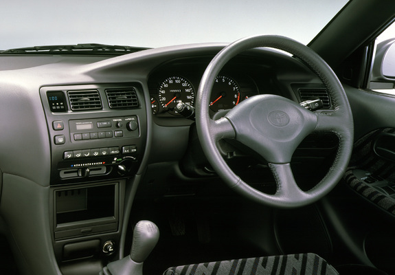 Pictures of Toyota Corolla Touring Wagon JP-spec 1992–97
