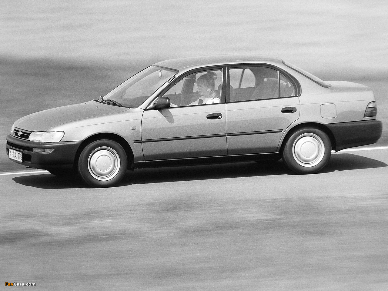 Pictures of Toyota Corolla 1992–97 (1280 x 960)