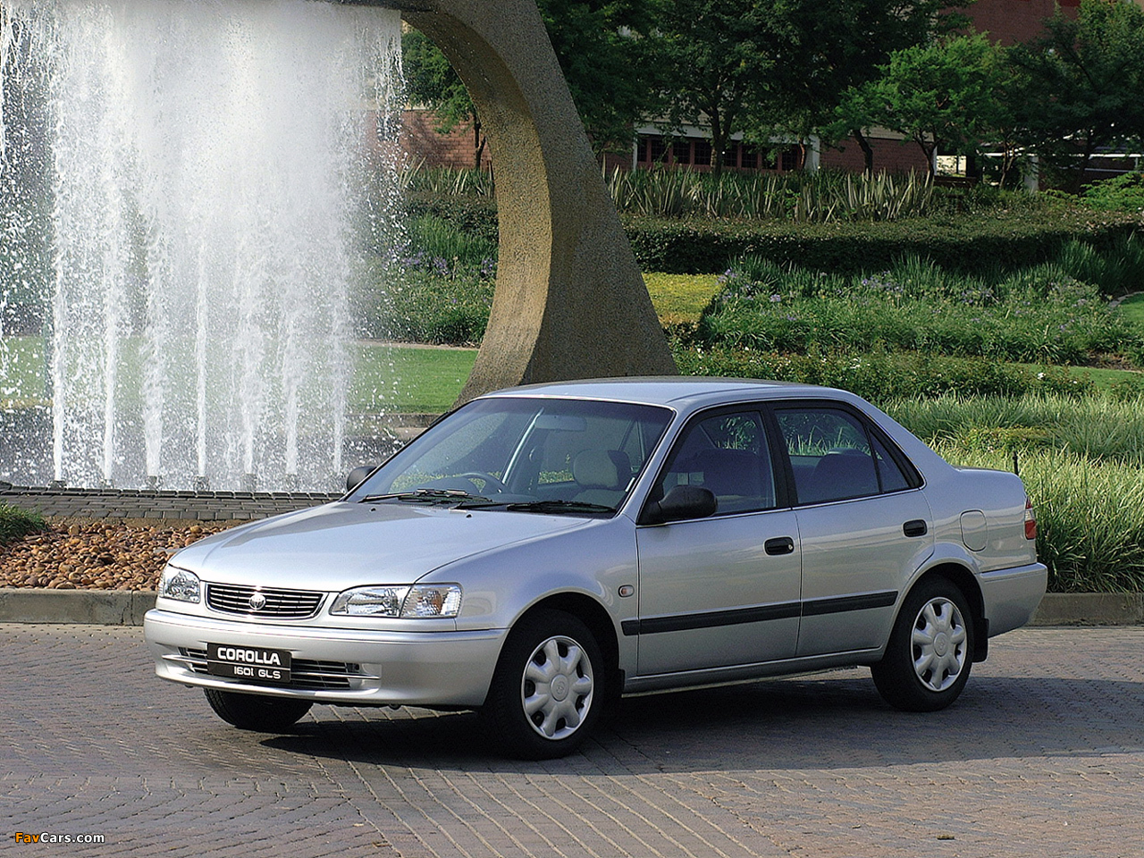 Pictures of Toyota Corolla GLS Sedan ZA-spec 1995–2000 (1280 x 960)