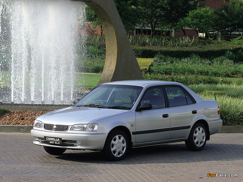 Pictures of Toyota Corolla GLS Sedan ZA-spec 1995–2000 (800 x 600)