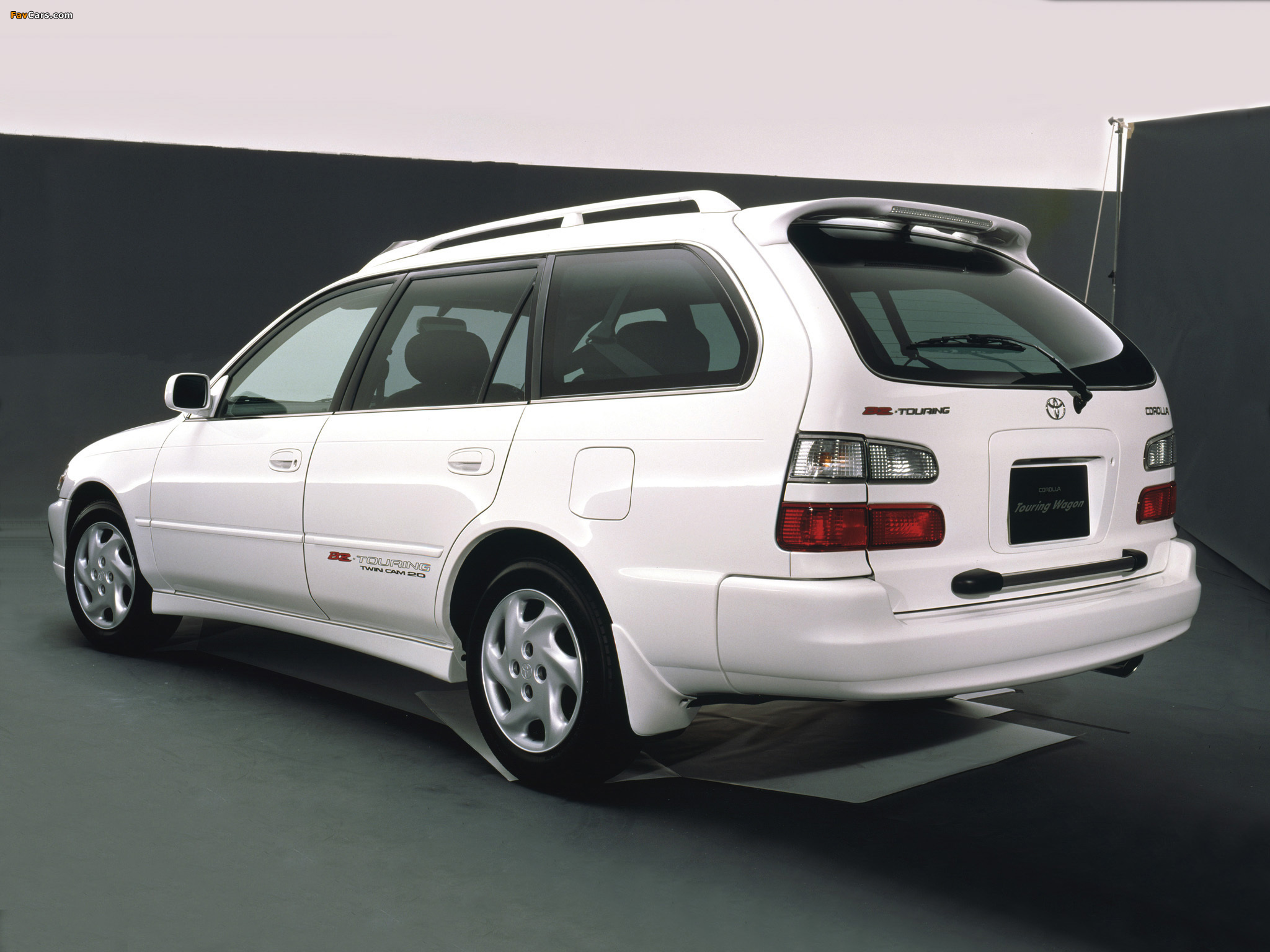 Pictures of Toyota Corolla Touring Wagon JP-spec 1997–2002 (2048 x 1536)