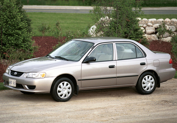 Pictures of Toyota Corolla Sedan US-spec 2001–02