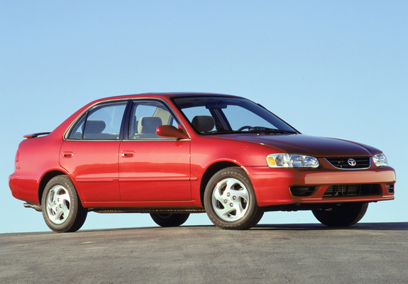 Pictures of Toyota Corolla S Sedan US-spec 2001–02