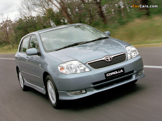 Pictures of Toyota Corolla Levin 5-door 2001–04 (640 x 480)