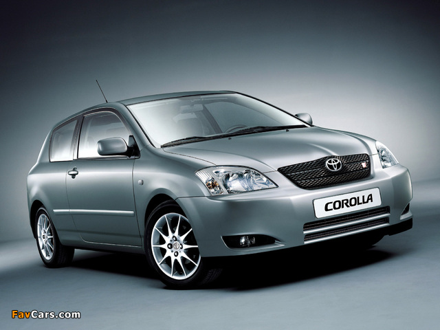 Pictures of Toyota Corolla 3-door 2001–04 (640 x 480)