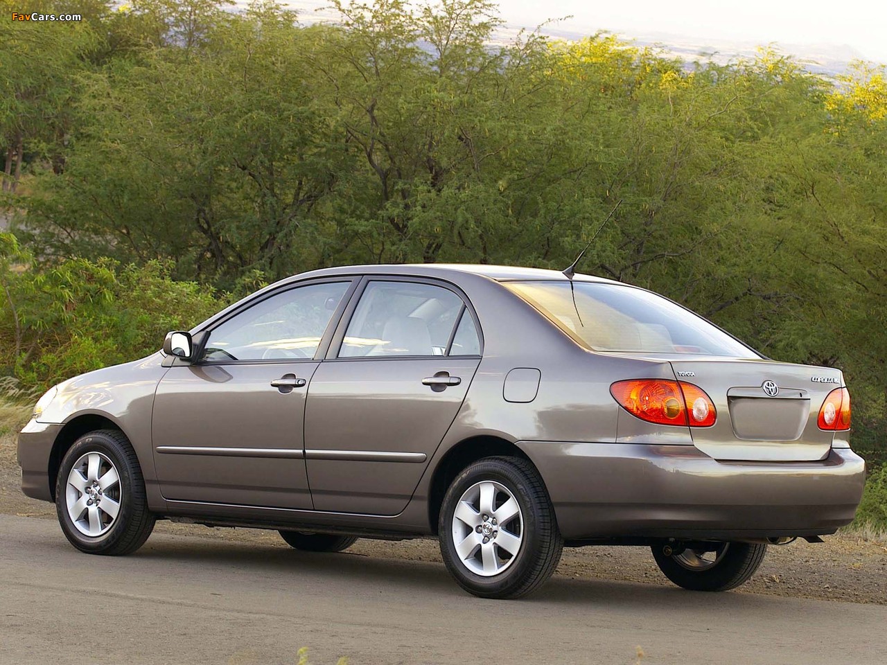 Pictures of Toyota Corolla US-spec 2002–08 (1280 x 960)