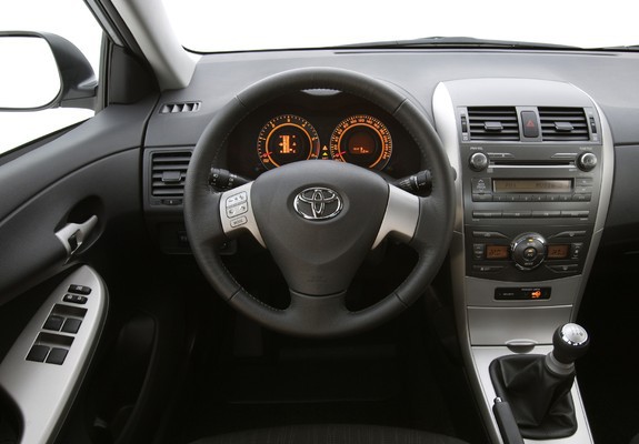 Pictures of Toyota Corolla EU-spec 2007–10