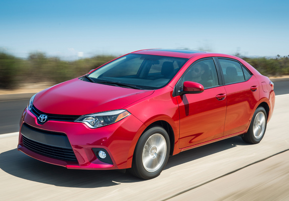Pictures of Toyota Corolla LE US-spec 2013