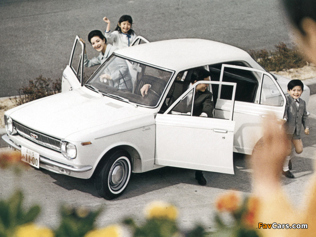 Toyota Corolla 5-door (E10/11) 1966–70 wallpapers (640 x 480)