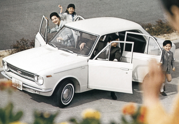 Toyota Corolla 5-door (E10/11) 1966–70 wallpapers