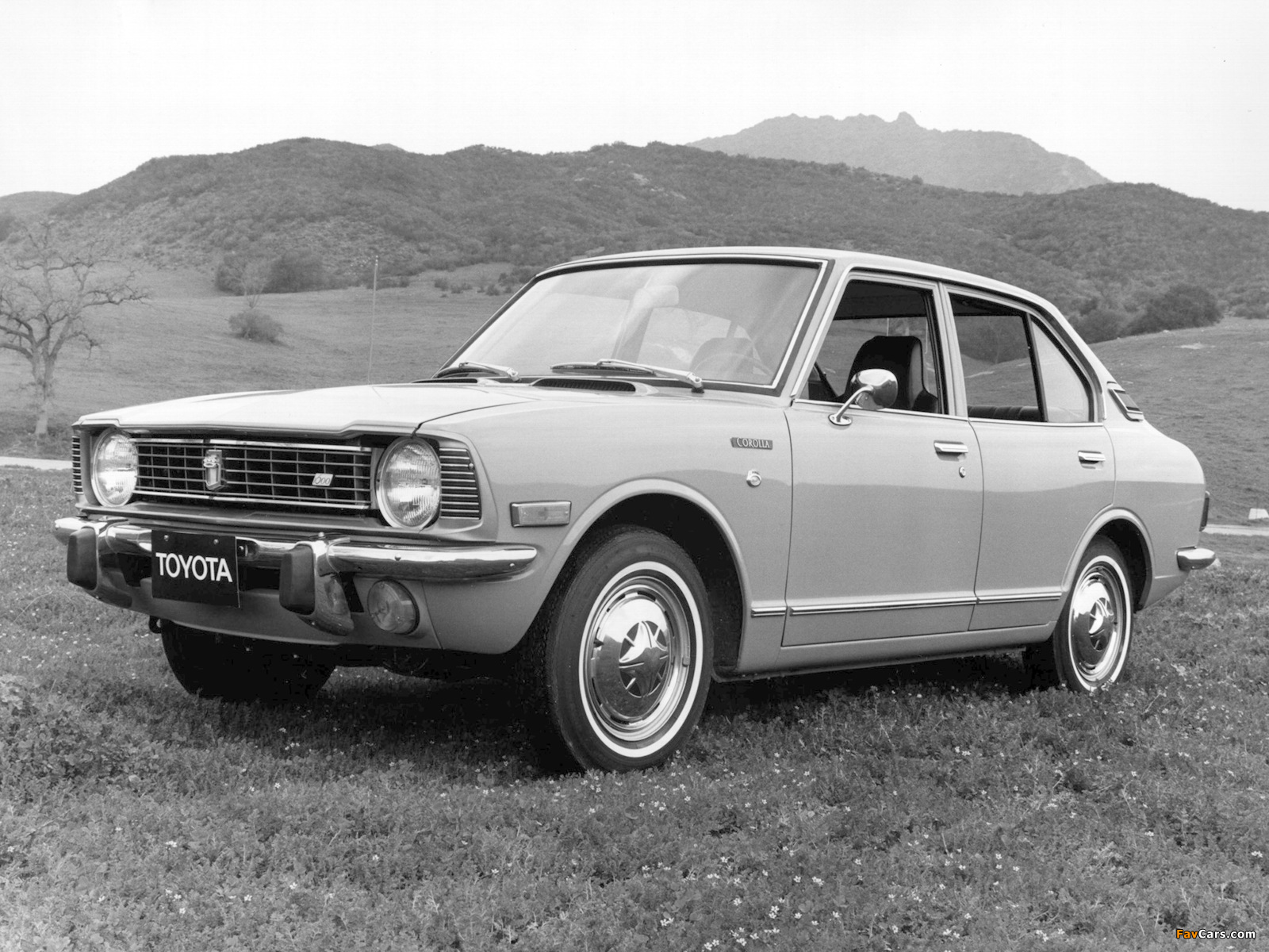 Toyota Corolla 4-door Sedan US-spec (KE20) 1970–74 wallpapers (1600 x 1200)