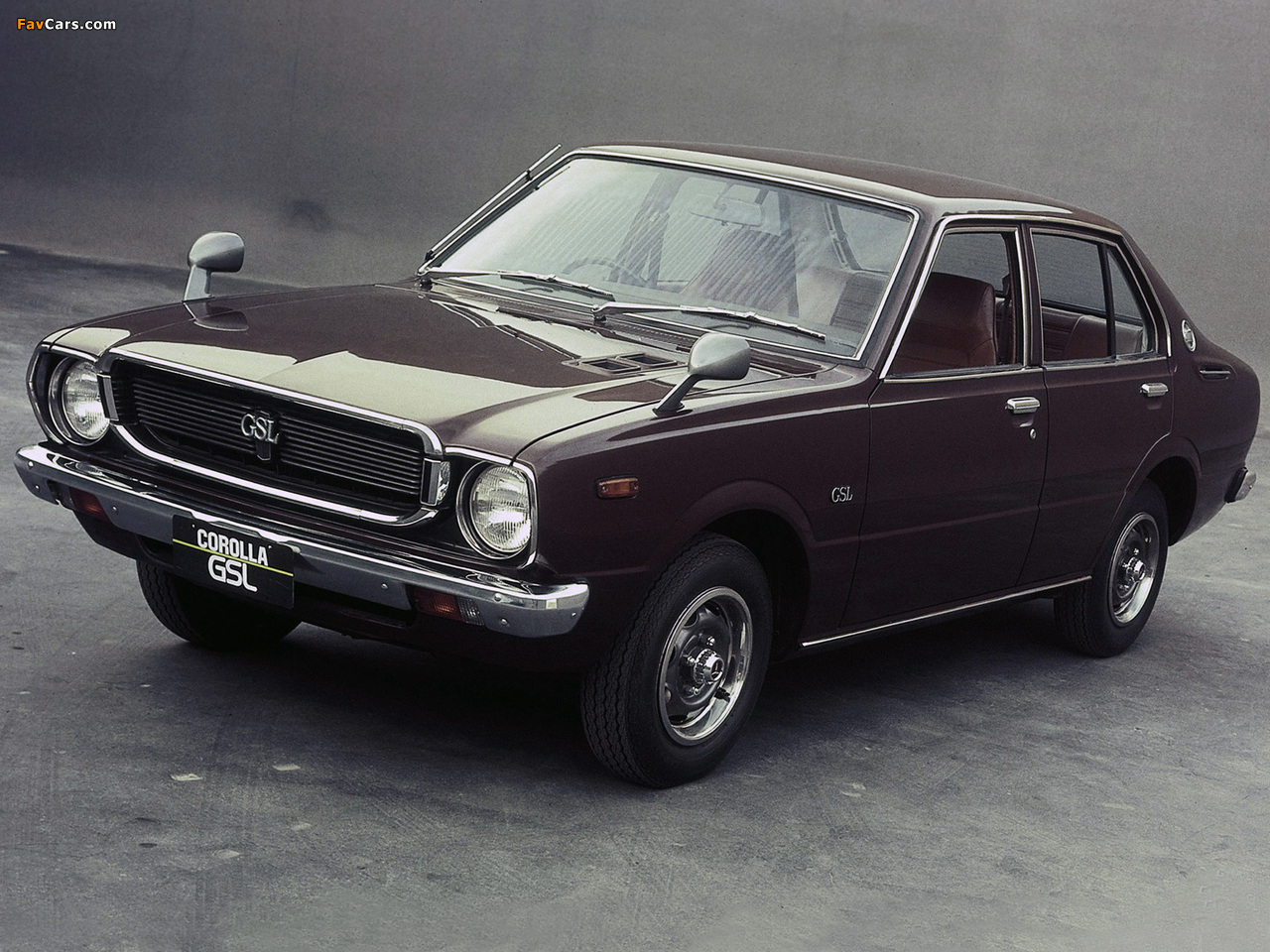 Toyota Corolla 4-door Sedan (E31) 1974–79 images (1280 x 960)