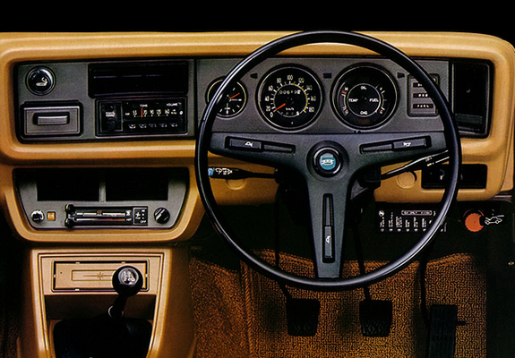 Toyota Corolla 4-door Sedan (E31) 1974–79 pictures