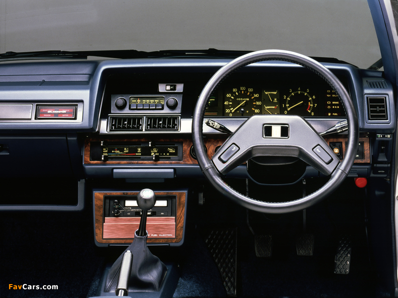 Toyota Corolla Sedan (E70) 1979–83 pictures (800 x 600)