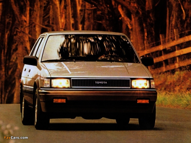 Toyota Corolla Sedan US-spec 1983–87 images (800 x 600)