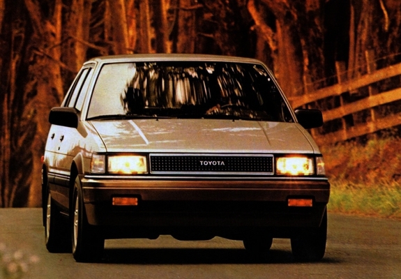 Toyota Corolla Sedan US-spec 1983–87 images
