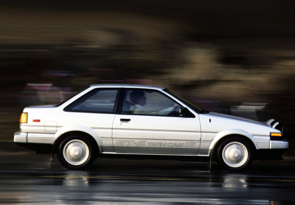 Toyota Corolla GT-S Sport Coupe (AE86) 1985–87 photos