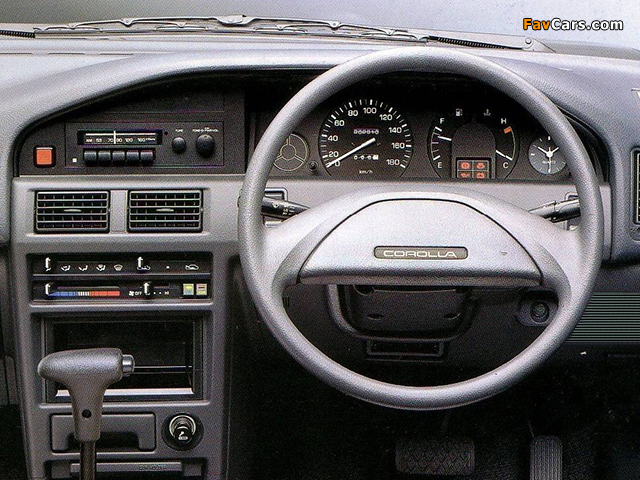 Toyota Corolla Sedan JP-spec 1987–91 images (640 x 480)