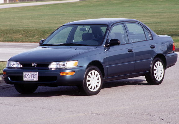 Toyota Corolla Sedan US-spec 1992–96 pictures