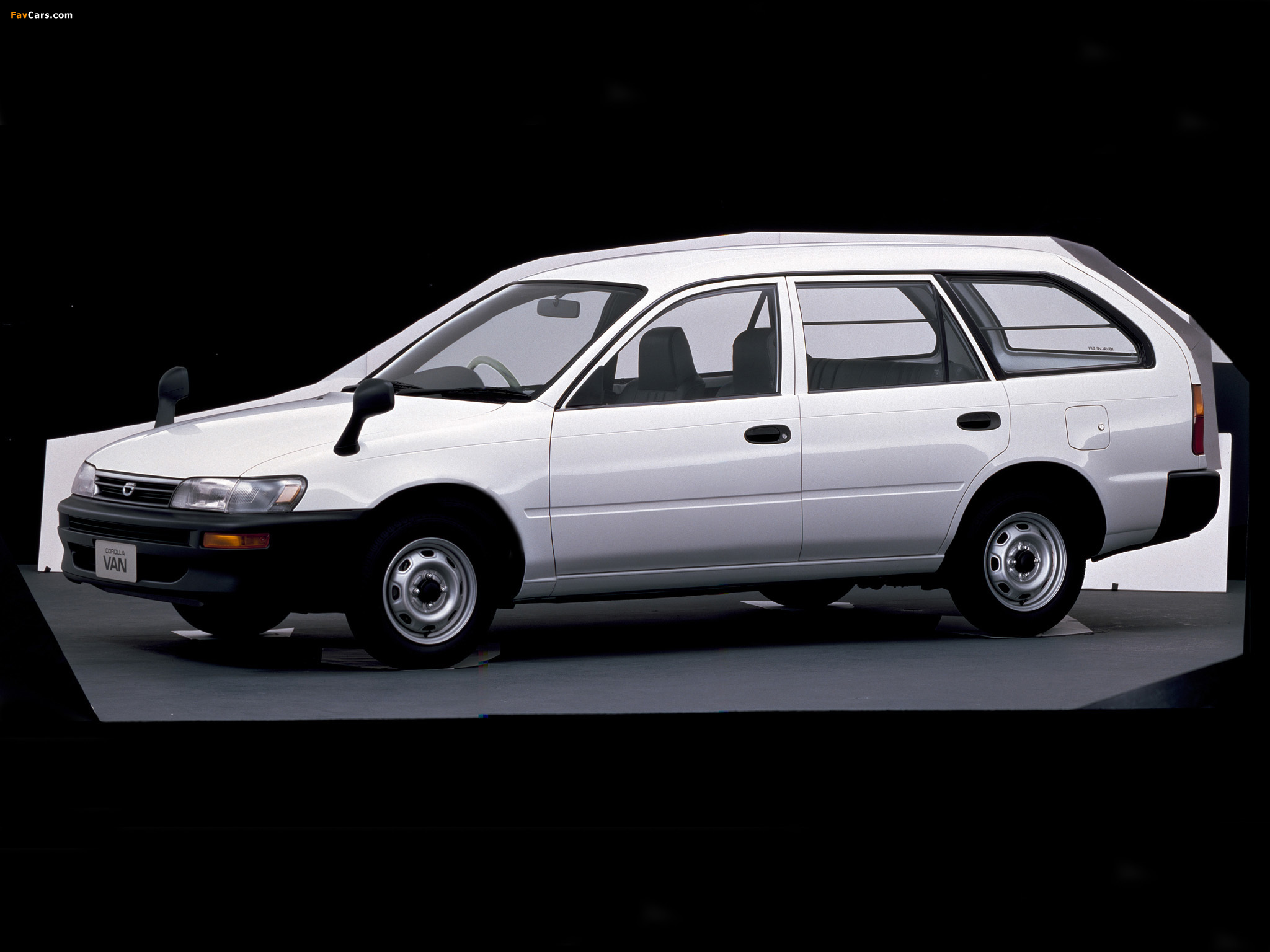 Toyota Corolla Van JP-spec 1992–97 pictures (2048 x 1536)