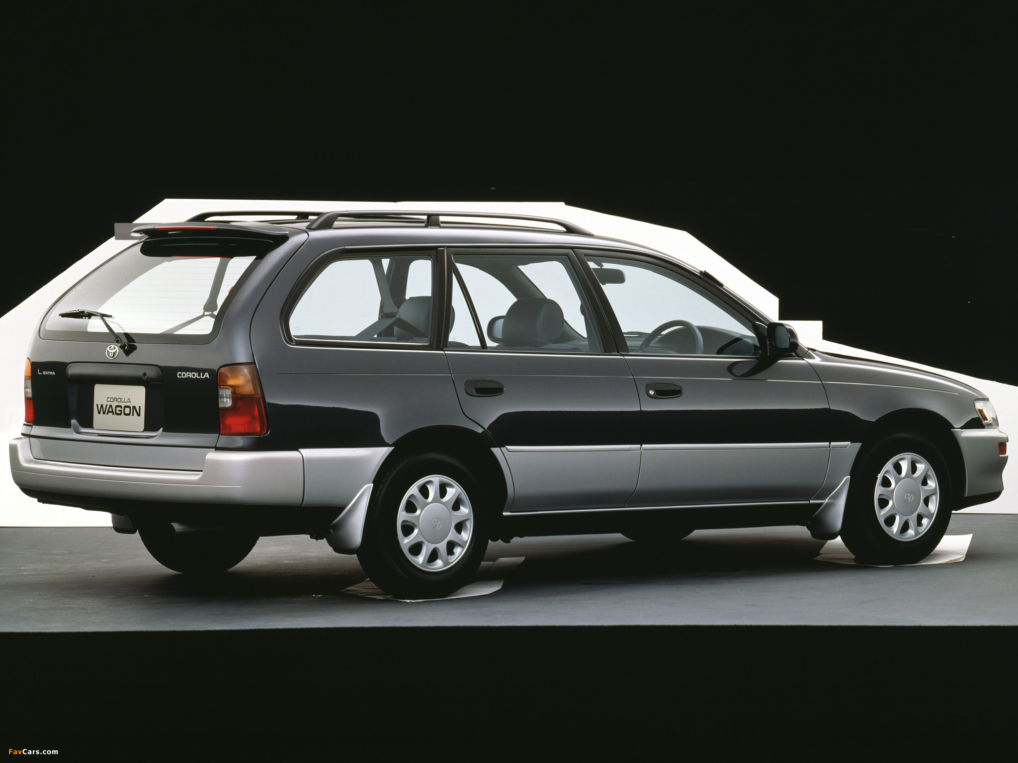 Toyota Corolla Touring Wagon JP-spec 1992–97 pictures (2048 x 1536)