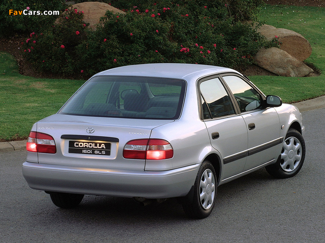 Toyota Corolla GLS Sedan ZA-spec 1995–2000 images (640 x 480)