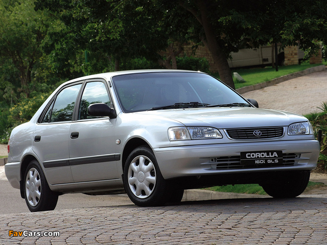 Toyota Corolla GLS Sedan ZA-spec 1995–2000 wallpapers (640 x 480)