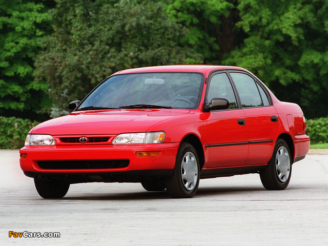 Toyota Corolla Sedan US-spec 1996–97 images (640 x 480)