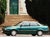 Toyota Corolla Sedan 1997–99 photos