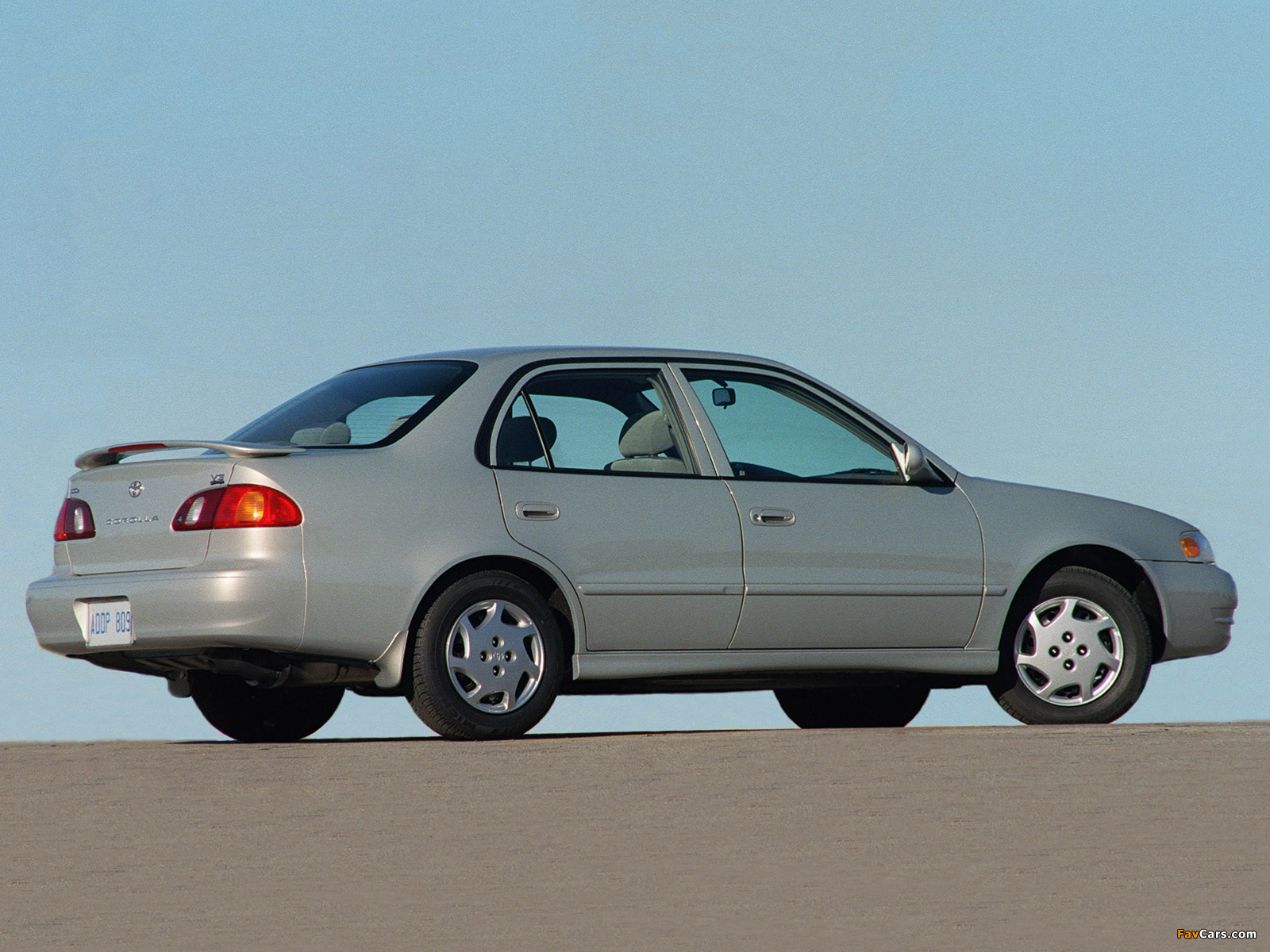 Toyota Corolla Sedan US-spec 1999–2000 photos (1600 x 1200)