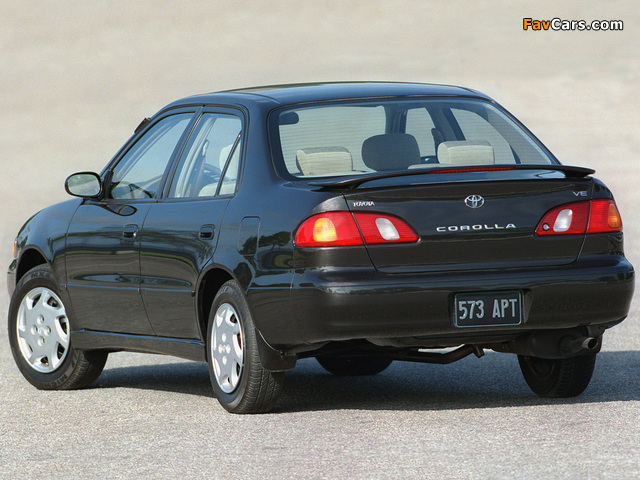Toyota Corolla Sedan US-spec 1999–2000 photos (640 x 480)