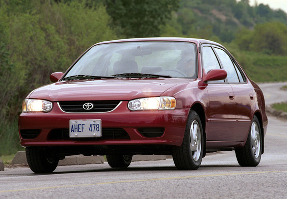 Toyota Corolla Sedan US-spec 2001–02 images