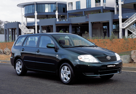 Toyota Corolla Conquest Wagon 2001–04 images