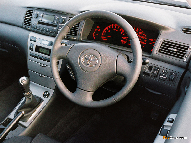 Toyota Corolla T-Sport 3-door UK-spec 2001–04 images (800 x 600)